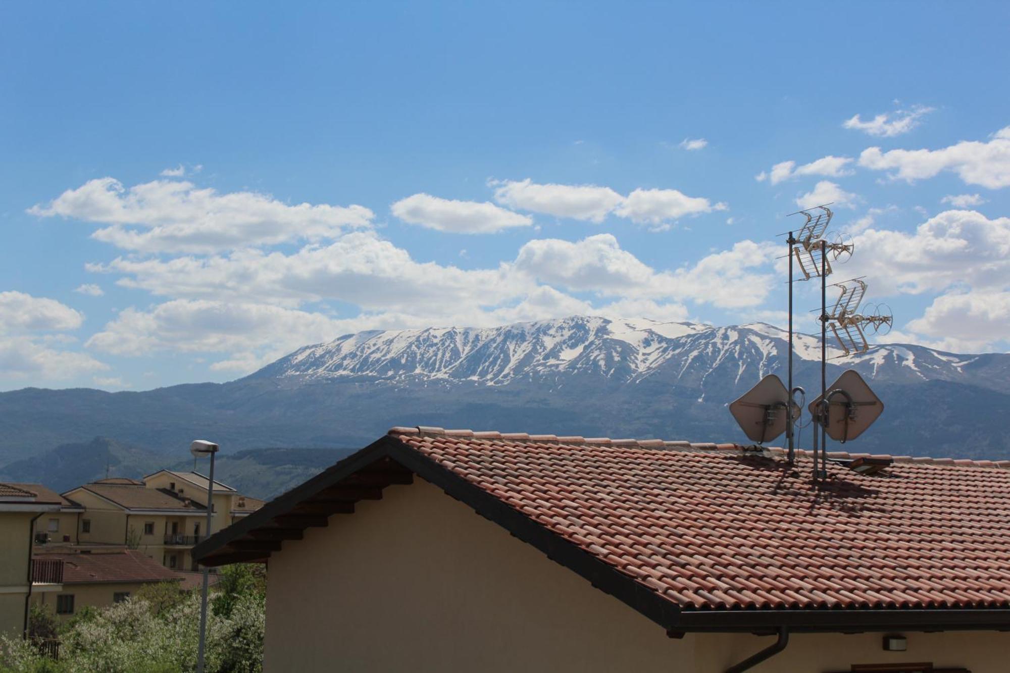La Nuova Dimora B&B L'Aquila Eksteriør billede